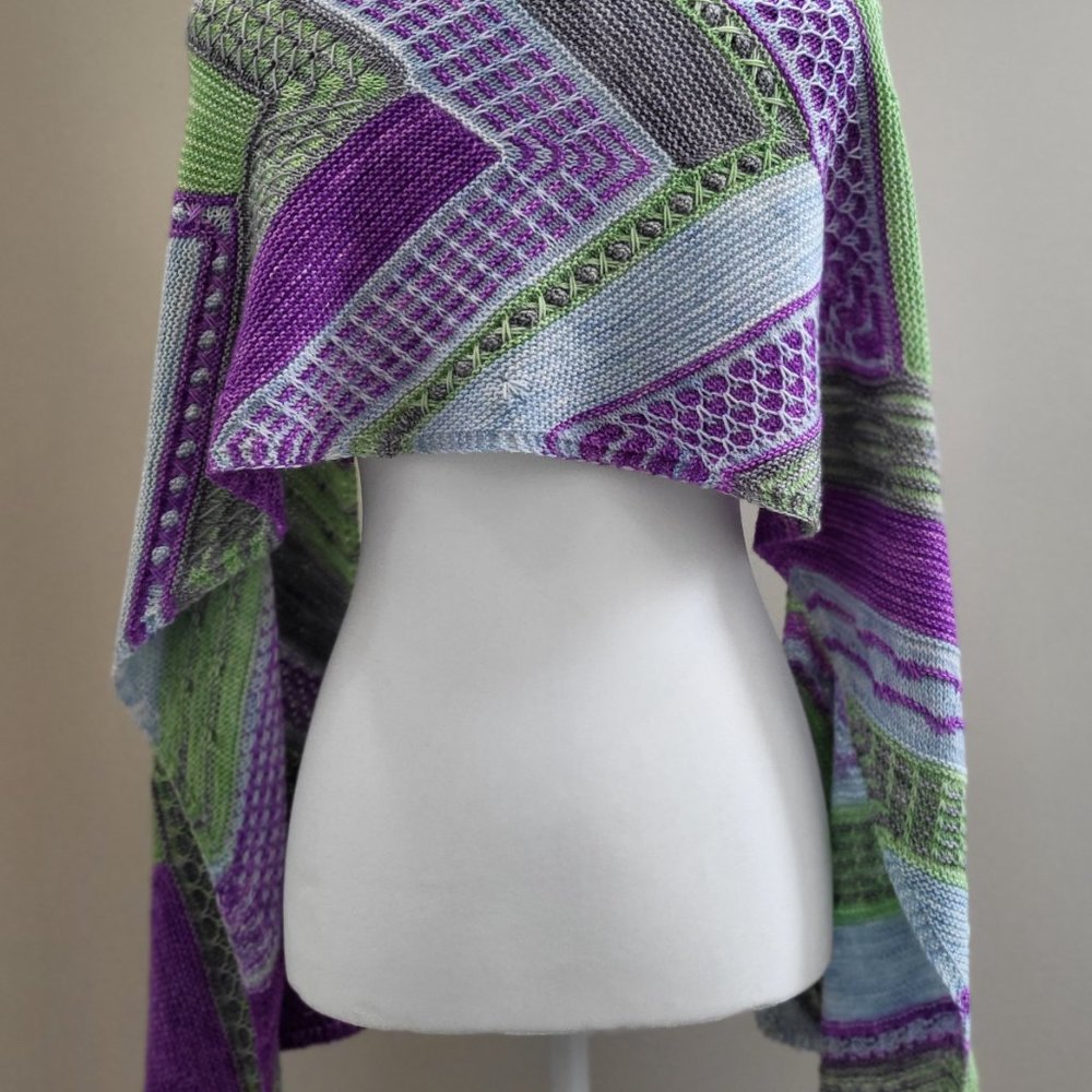 Springtime Wrap - Picture 6 of 9